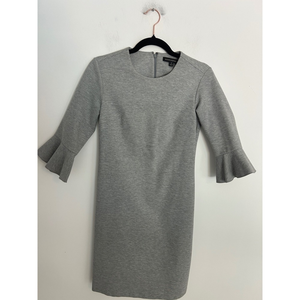 Banana Republic Grey Ponte Bell Sleeve Sheath Dress Size 2 Heathered Knit Mini‎